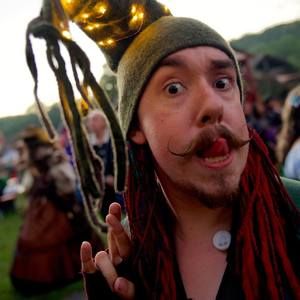 Meet your Posher, Christopher